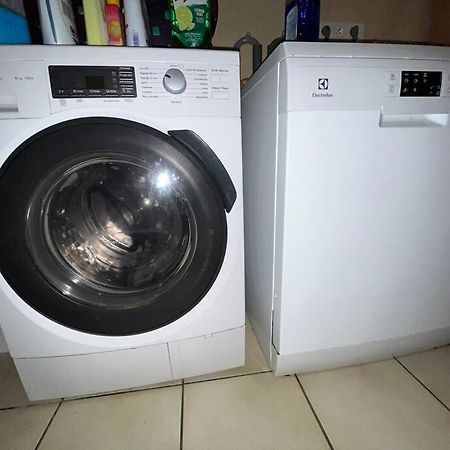 Flat Apartment Toulouse Bagian luar foto